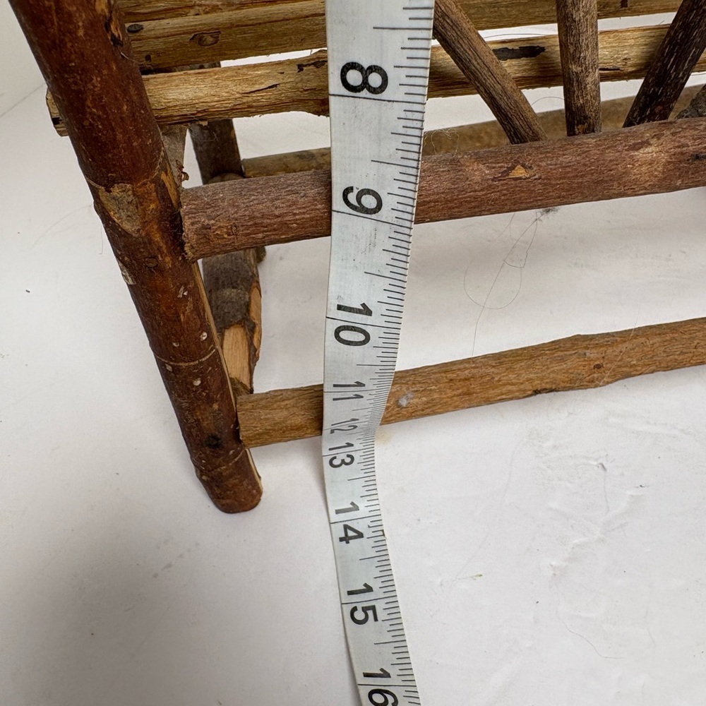 Rustic Heart-Back Wooden Plant Holder Chair - Picture 9 of 9